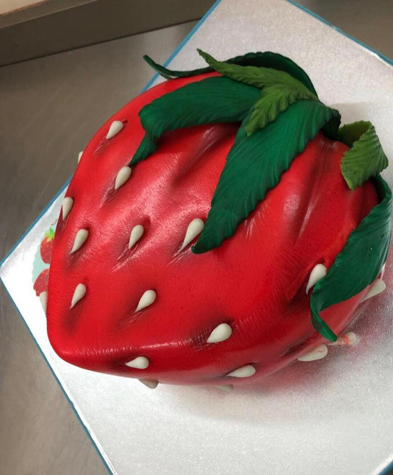 Strawberry cake on Behance
