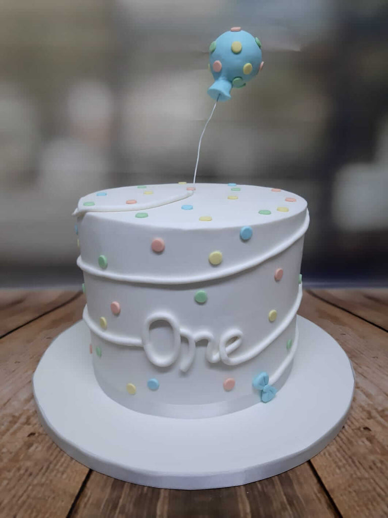 1st Birthday Cake Design for Baby at Lowest Price | MrCake